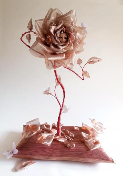 02 rose decor stand lcd isabelle leourier m o 2018